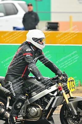 media/Apr-14-2024-Classic Track Day (Sun) [[4353457701]]/Race 6/